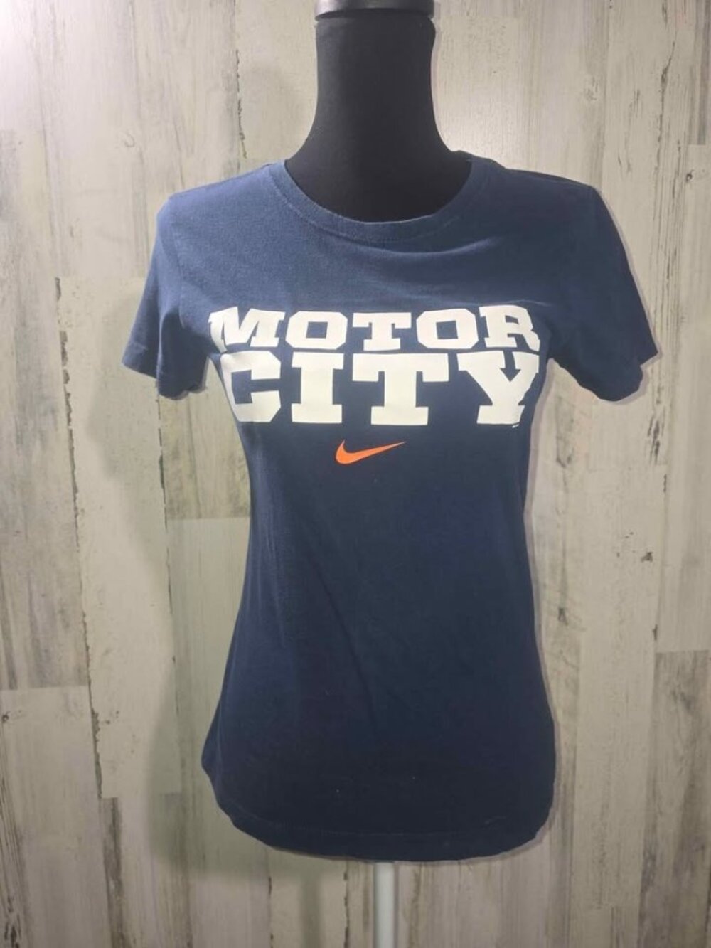Y2K Nike Sz Medium SlimFit Detroit Tigers Baseball Motor City Short Sleeve Shirt